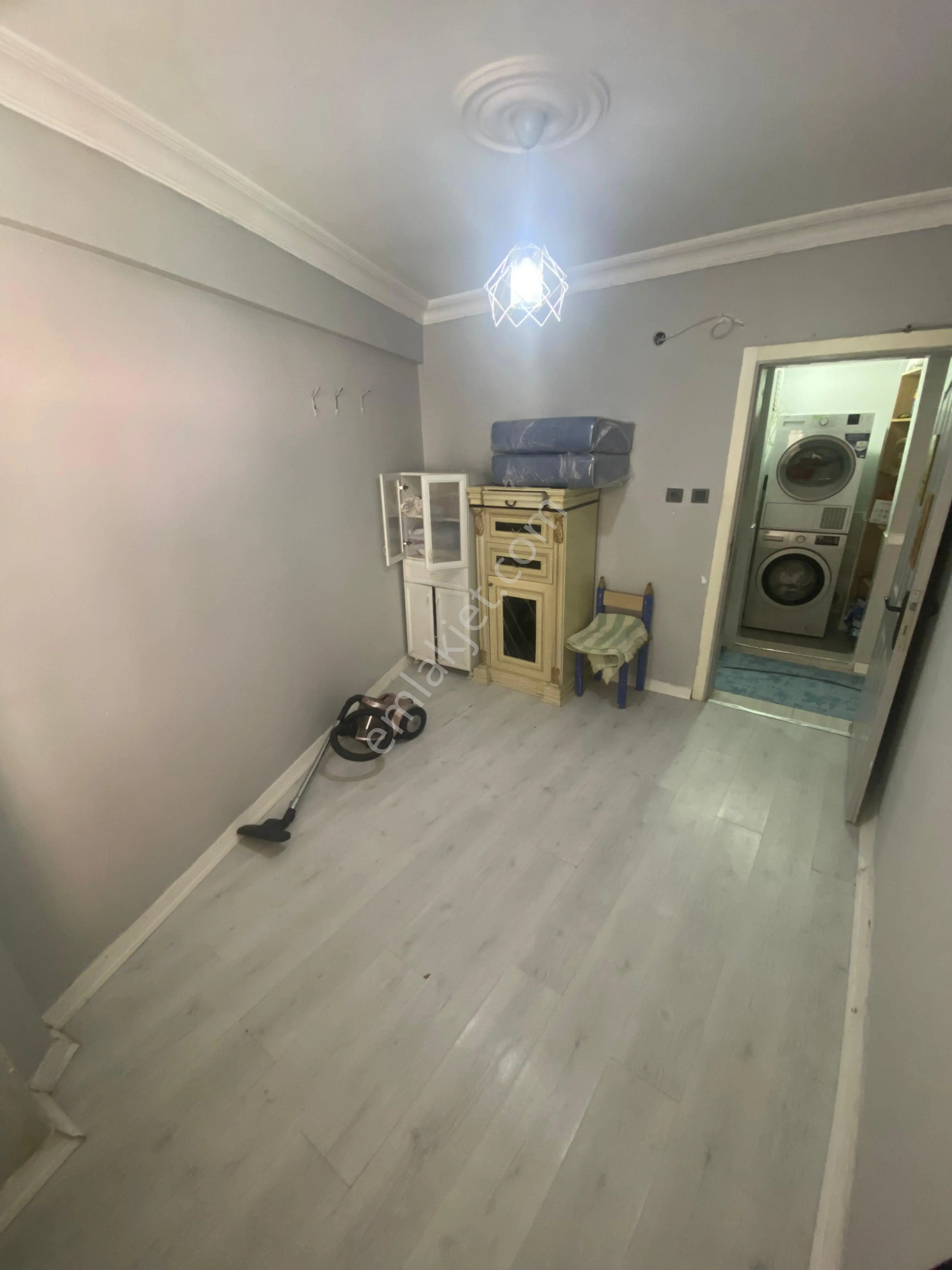 Gaziosmanpaşa Bağlarbaşı Mahallesi Satılık 2+1 Bahçe Katı Daire - Görsel 3