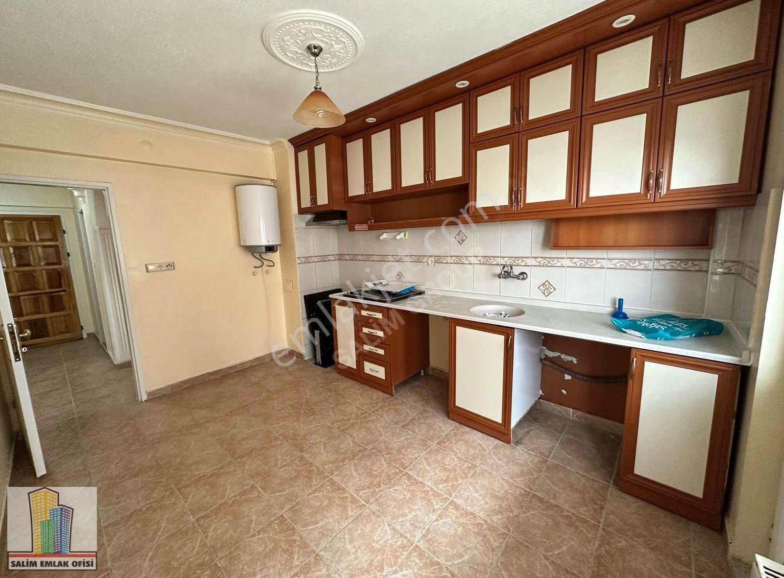 Kiralık Daire Uydukent Lokomotif Sitesi'nde Manzaralı, Afjetli - Görsel 4
