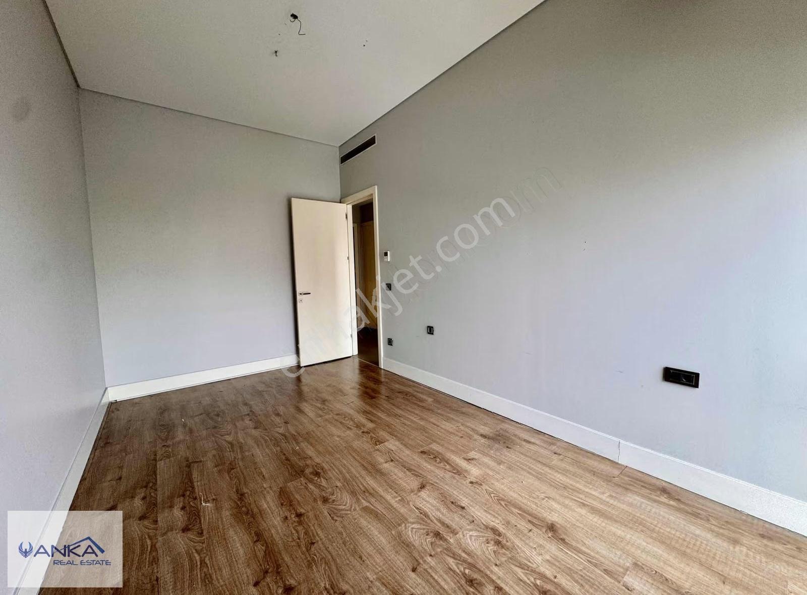 Metropol İstanbul C1 Blok Teraslı 2+1 Kiralık Ofis - Görsel 20