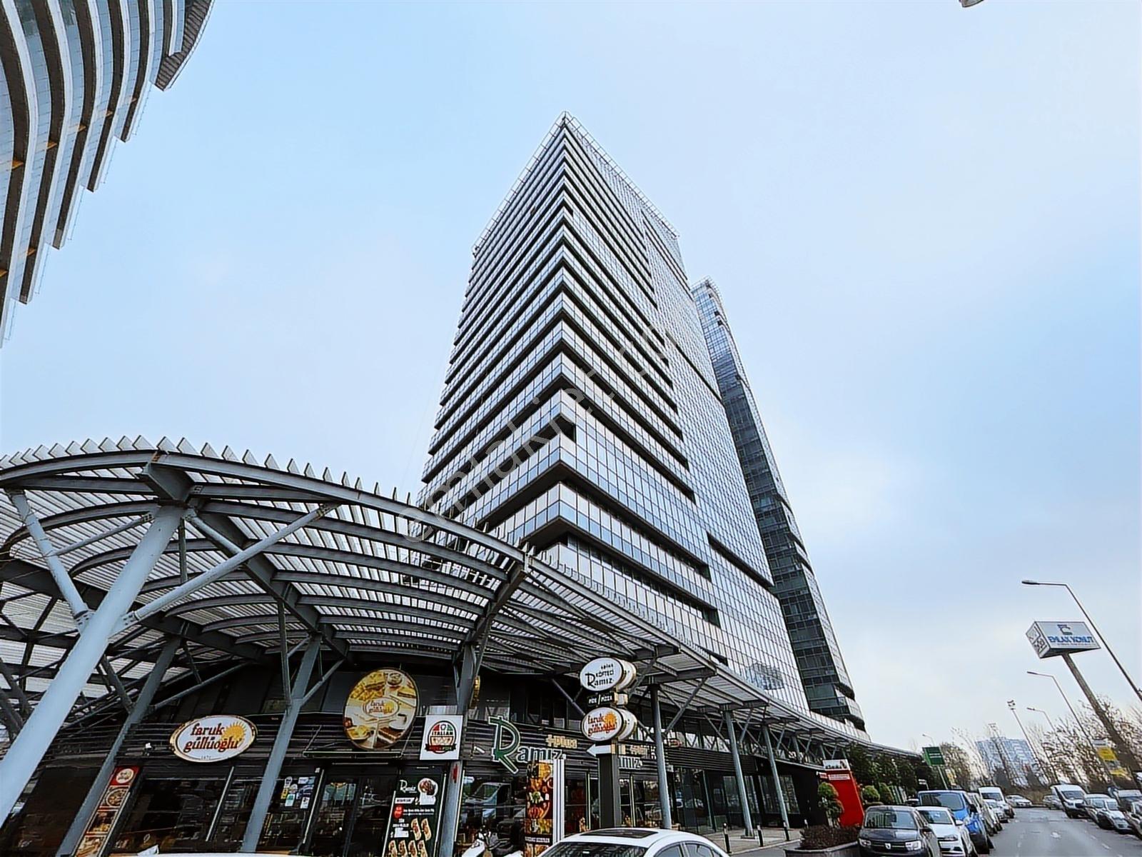 Batışehir'de İçi Yapılı 380m2 Prestijli Rezidans Ofis Katı - Görsel 29