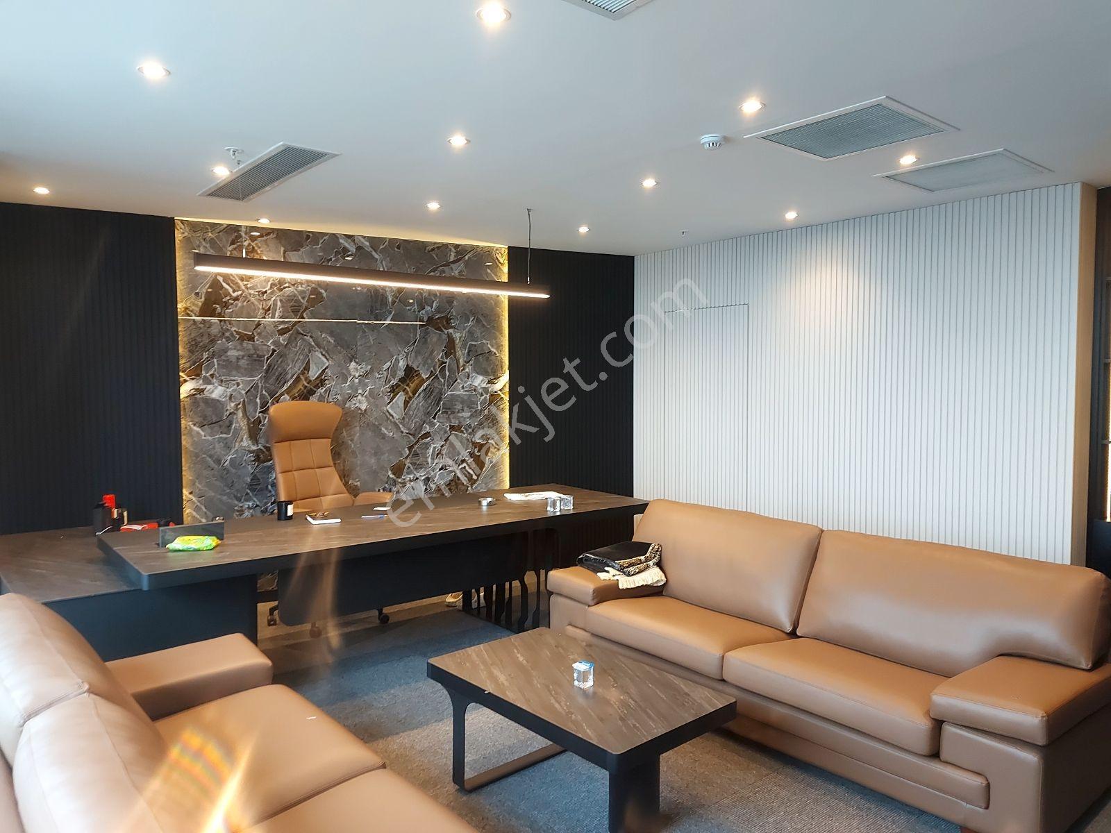 Batışehir'de İçi Yapılı 380m2 Prestijli Rezidans Ofis Katı - Görsel 10