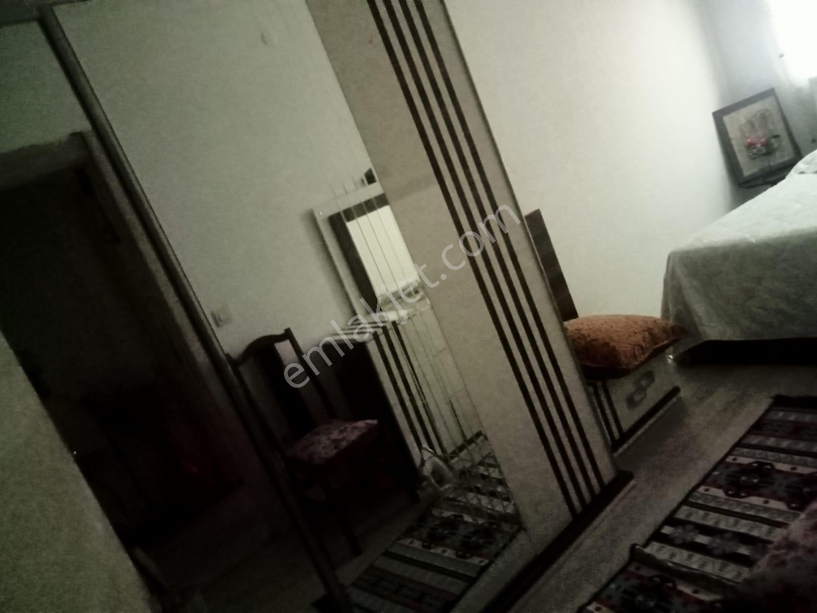 Çeşme Merkezde Çarşıya Yakın Sezonluk Kiralık Daire - Görsel 5