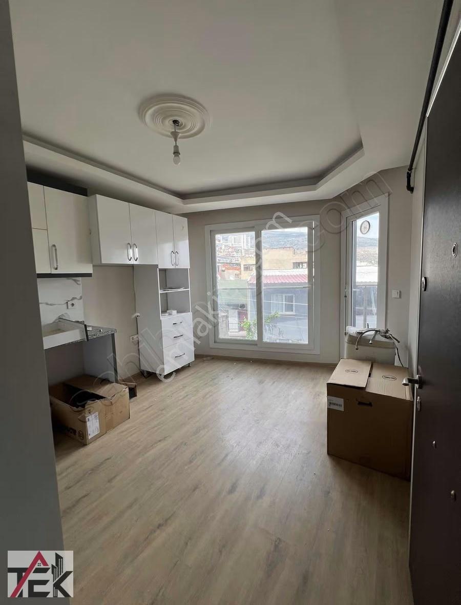 Bayraklı Erenler Mh 2+1 Dogalgazlı Geniş Kiralık Daire - Görsel 5
