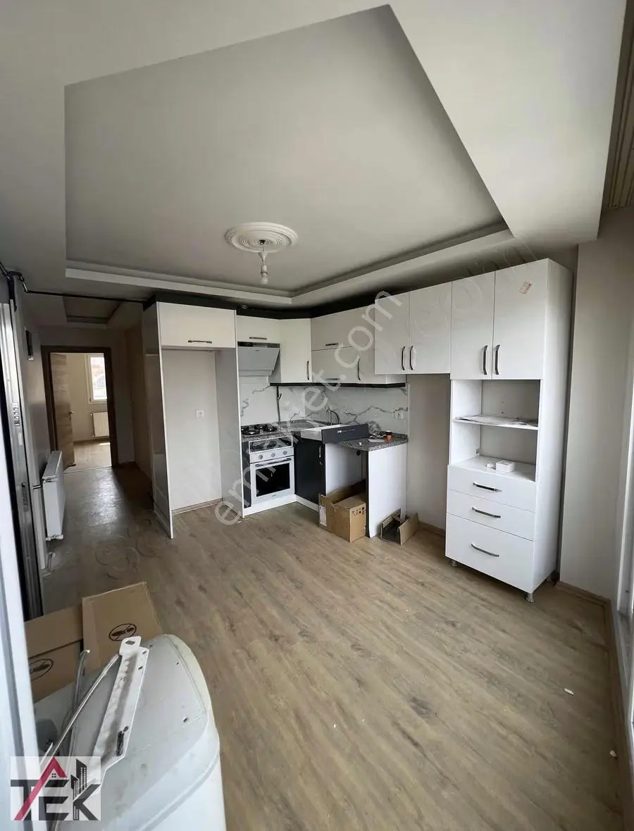 Bayraklı Erenler Mh 2+1 Dogalgazlı Geniş Kiralık Daire - Görsel 3