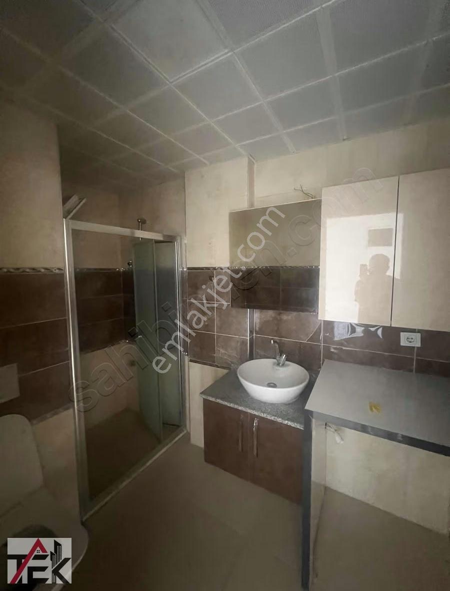 Bayraklı Erenler Mh 2+1 Dogalgazlı Geniş Kiralık Daire - Görsel 9
