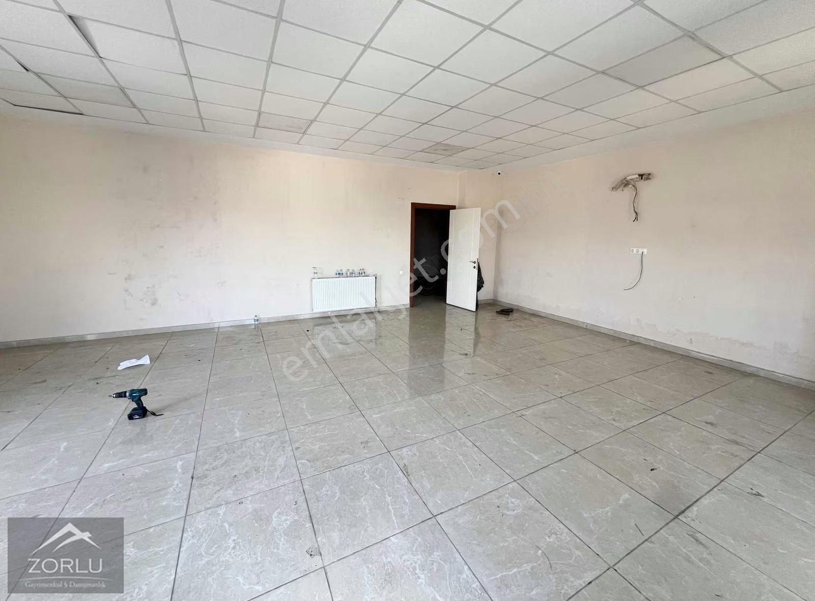 Zorlu'dan Metalsanayi'de 170 M2 İş Merkezi İçerisinde Ofis - Görsel 14