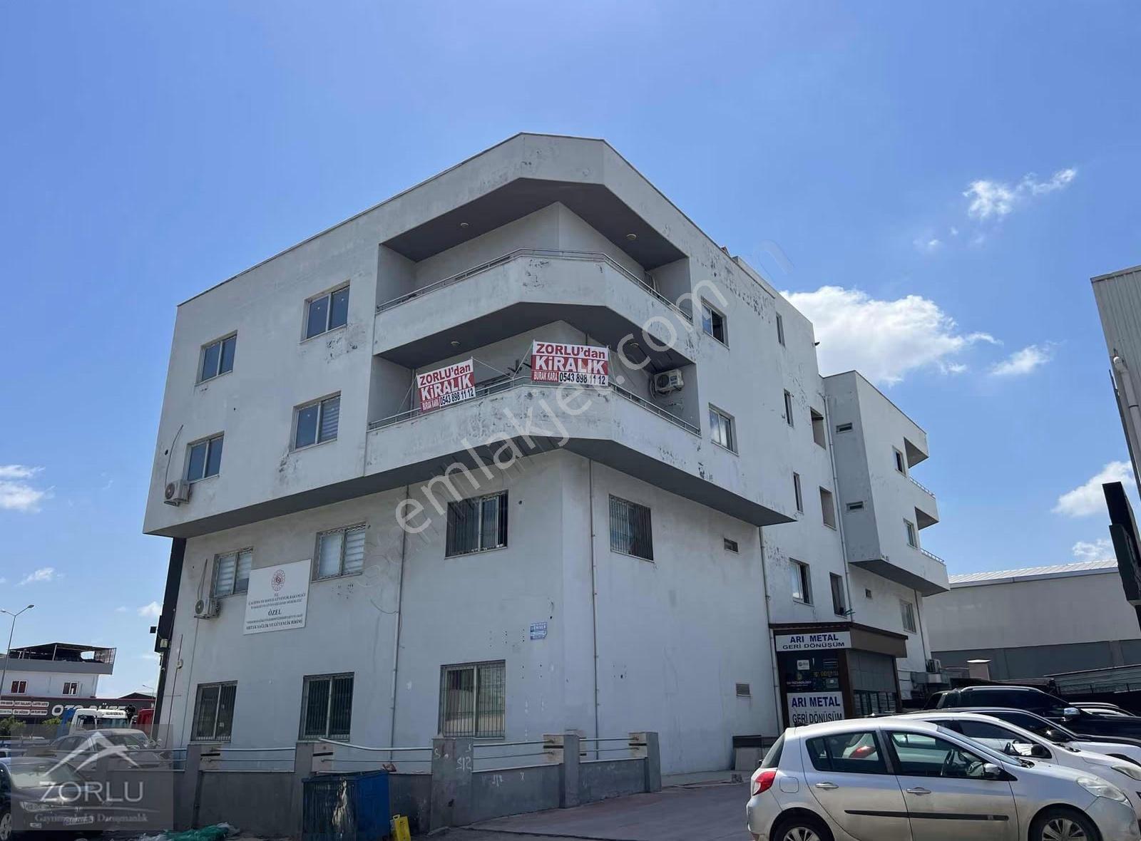 Zorlu'dan Metalsanayi'de 170 M2 İş Merkezi İçerisinde Ofis