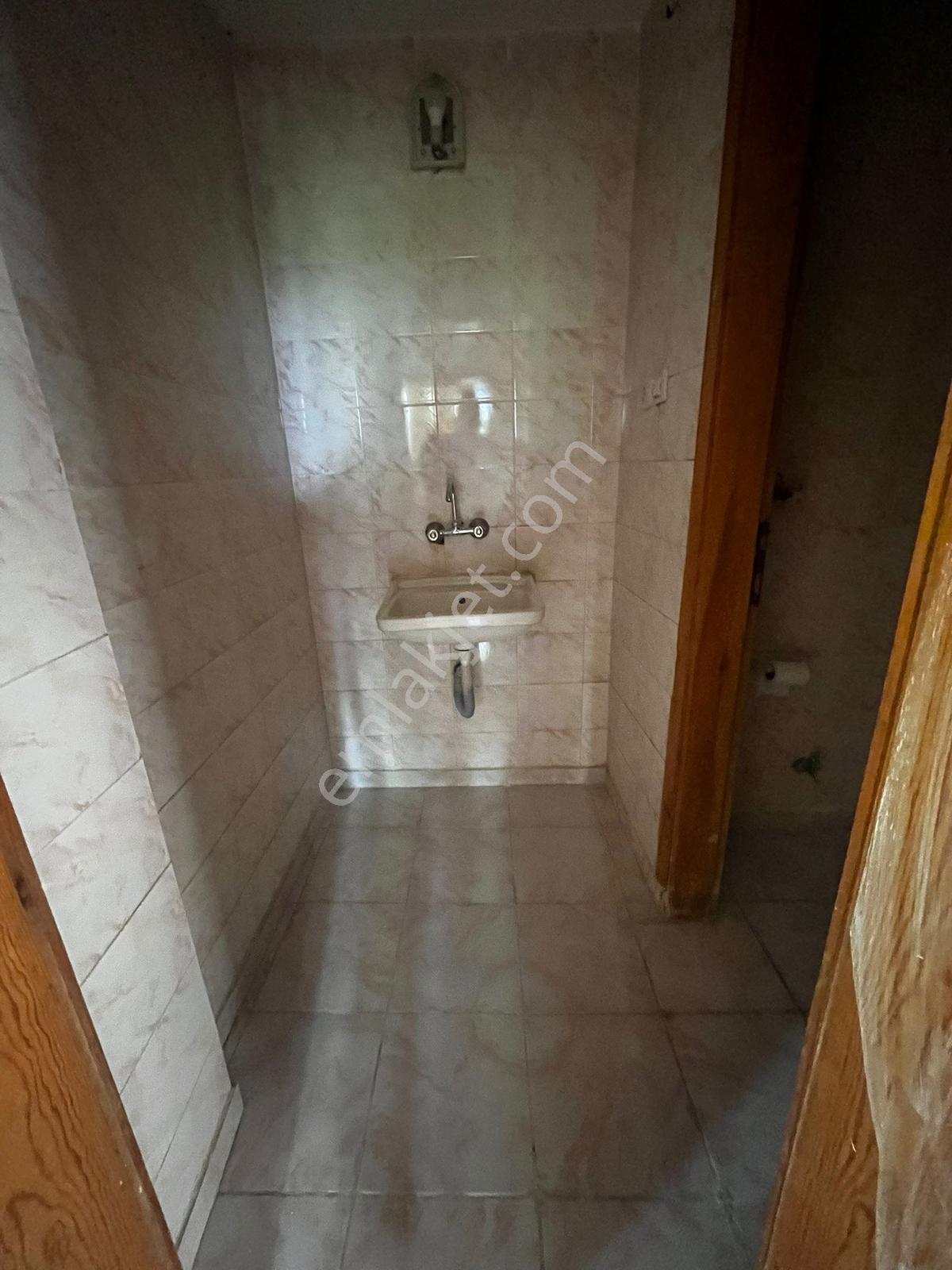 Emin Gyo'dan Hanaybaşında Şehir Koleji Karşısı 3+1 Kiralık Daire - Görsel 18