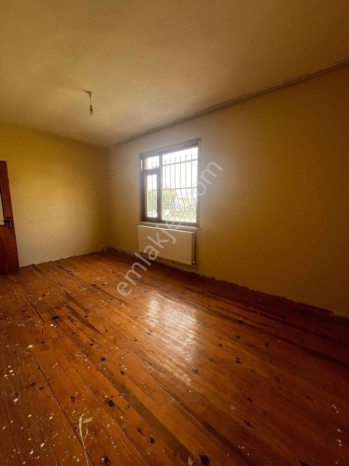 Emin Gyo'dan Hanaybaşında Şehir Koleji Karşısı 3+1 Kiralık Daire - Görsel 8