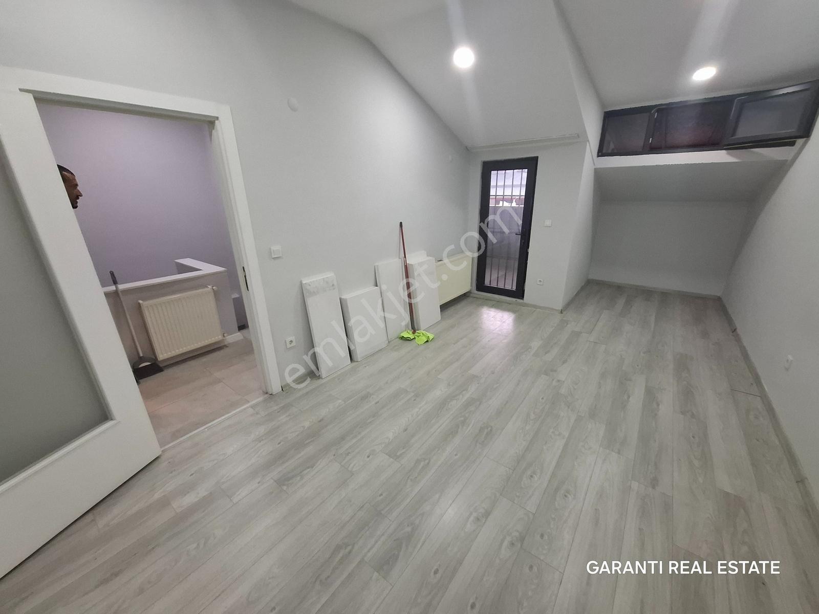 Ergün Durmuş'tan Sultan Selim Cadde Üstünde Yeni Binada Dubleks - Görsel 11