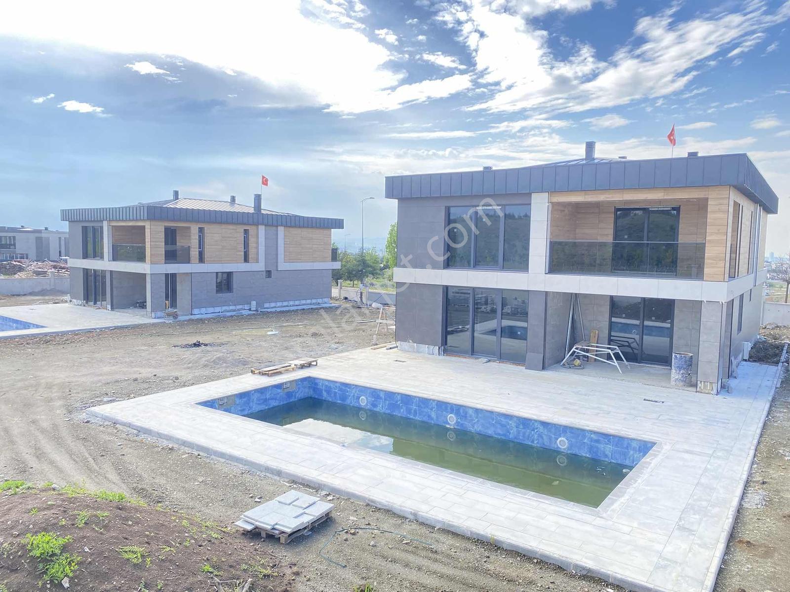 İncek'te Bagımsız Havuzlu Ultra Lüks 7+1 Özel Tasarım Villa - Görsel 30