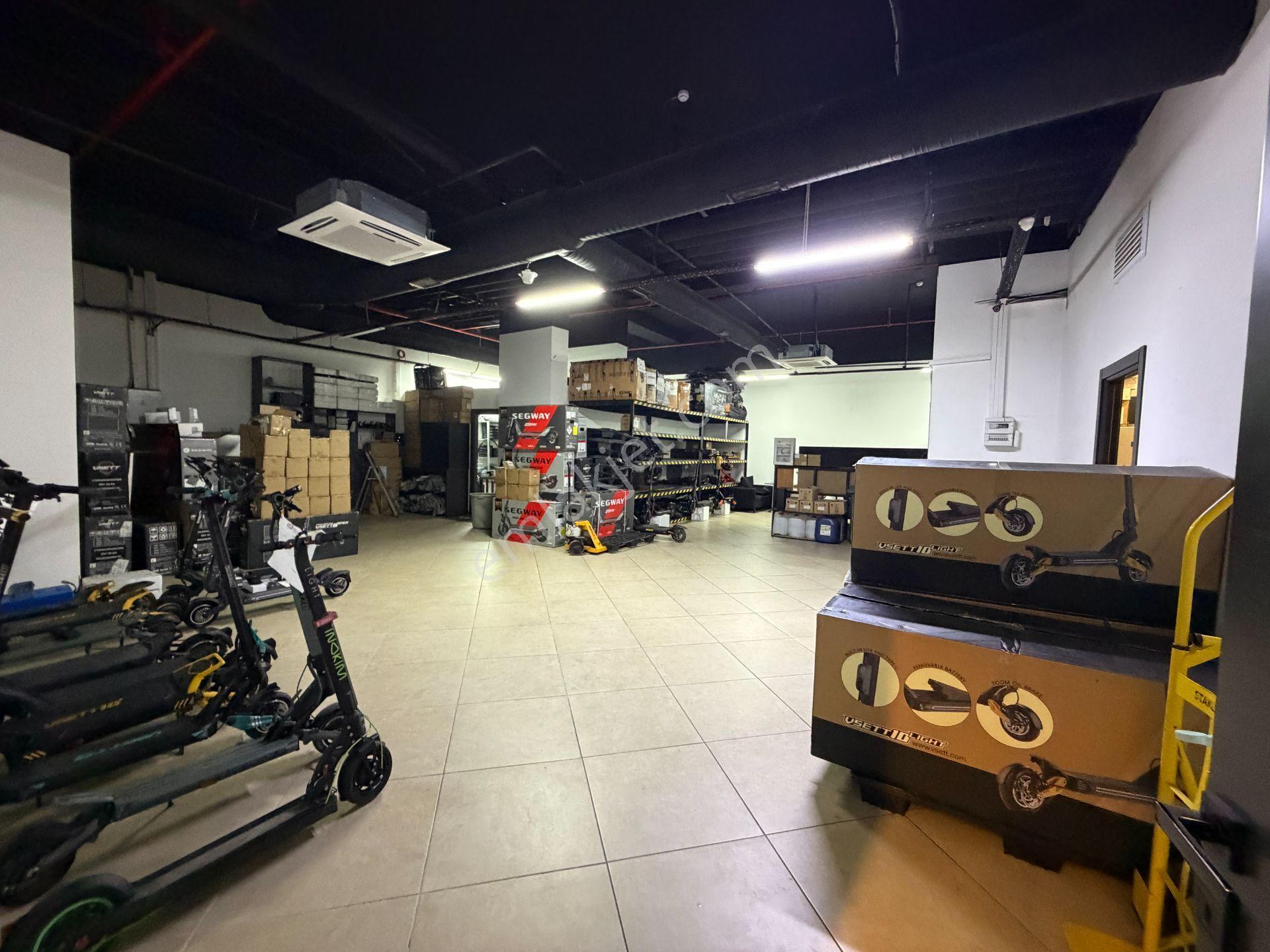 Göztepe Pırlanta Sitesinde 370 M2 İç Kullanımlı Kiralık Dükkan - Görsel 10