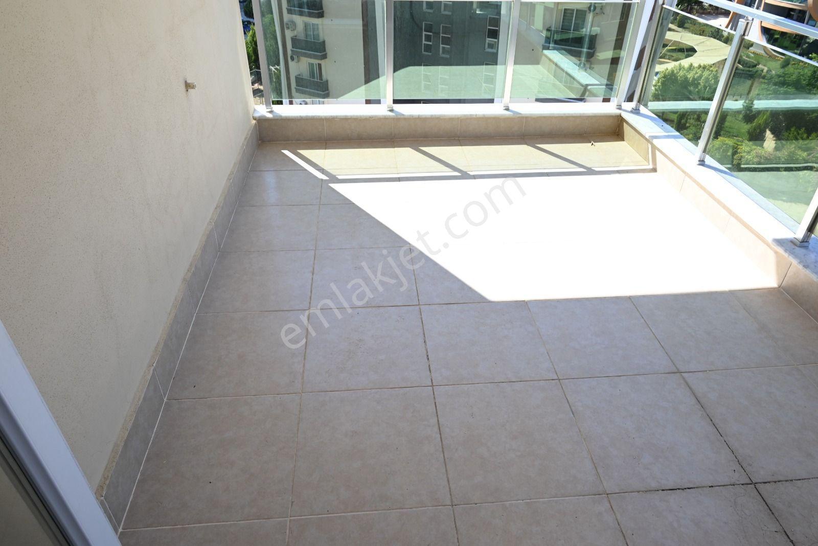Üstünkent'ten Arıcan Viola Evleri'nde Kiralık 1+1 Eşyalı Daire - Görsel 41