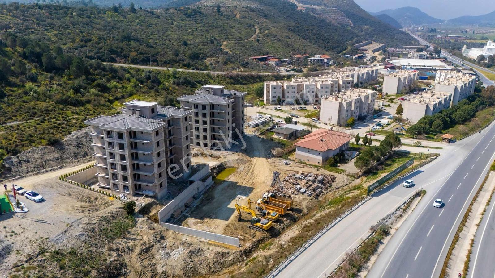 Muğla Milasta Havuzlu Sitede Satılık 2+1 Lüks Ara Kat Daire - Görsel 20