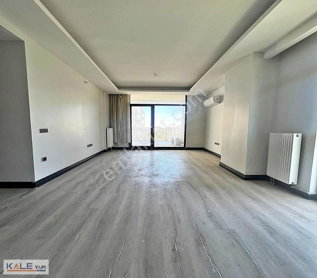 Bahçeşehir'de Dev Teras Keyfi Sunan Lüks 2+1 Satılık Daire - Görsel 7