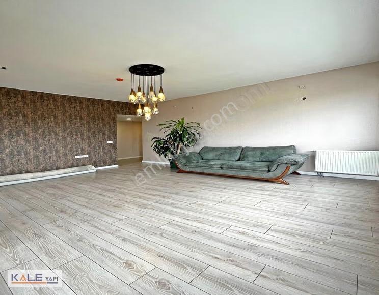 Metrobüse Sıfır Lüx Site İçi 2+1 Satılık Daire - Görsel 13