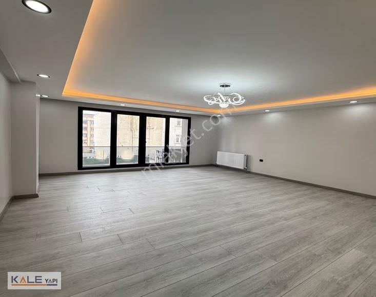 Bahçeşehir Konumunda Satılık Sıfır 3+1 Tek Daire Üzerine Daire - Görsel 17
