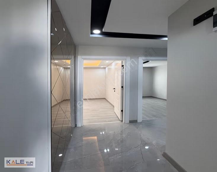 Bahçeşehir Konumunda Satılık Sıfır 3+1 Tek Daire Üzerine Daire - Görsel 21