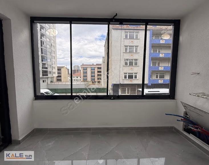Bahçeşehir Konumunda Satılık Sıfır 3+1 Tek Daire Üzerine Daire - Görsel 5