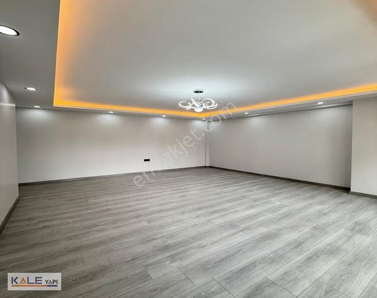Bahçeşehir Konumunda Satılık Sıfır 3+1 Tek Daire Üzerine Daire - Görsel 12