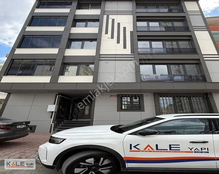 Bahçeşehir Konumunda Satılık Sıfır 3+1 Tek Daire Üzerine Daire - Görsel 23