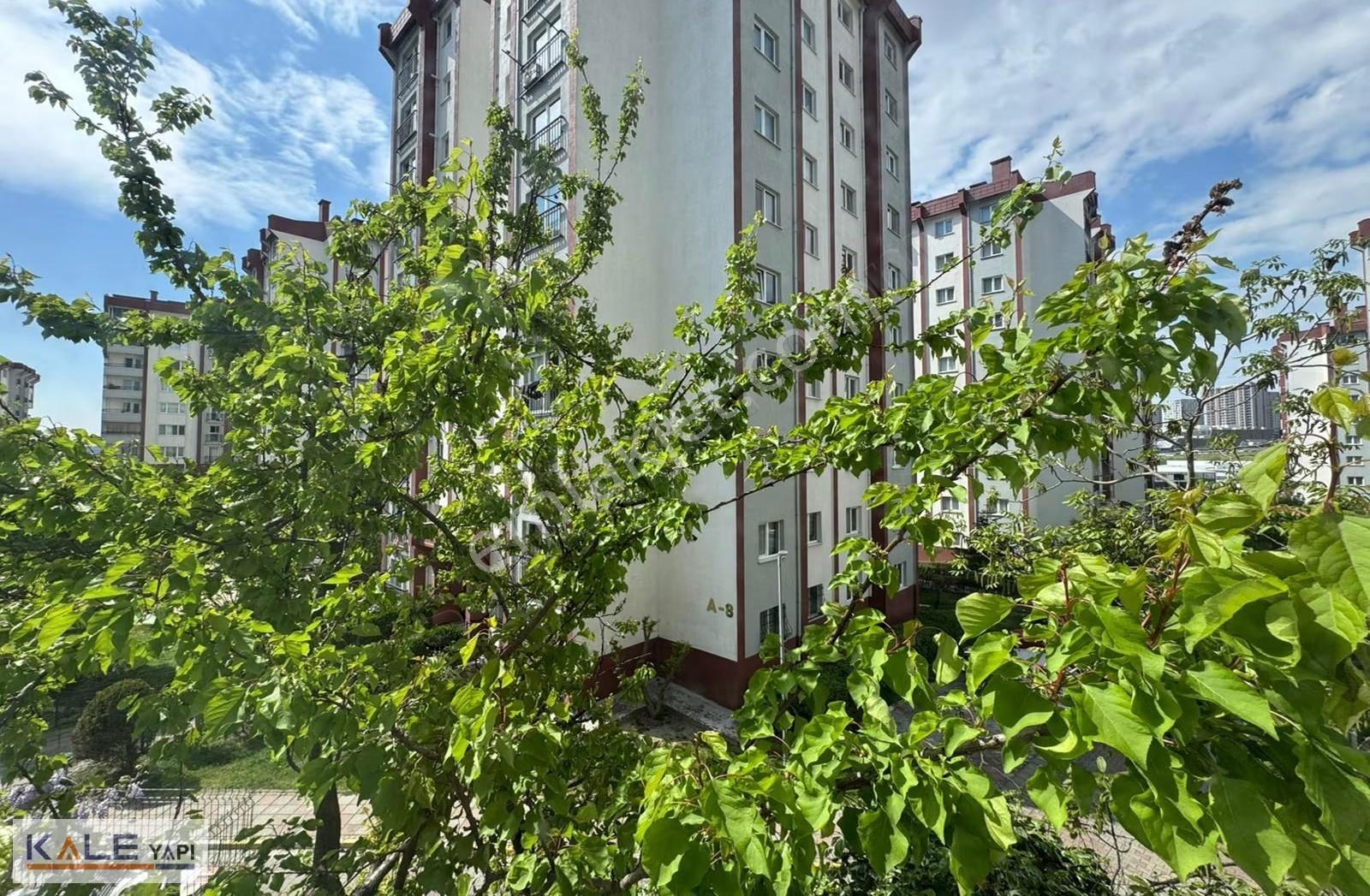 Bahçeşehir Konumu Satılık 2+1 Satılık Çift Cepheli Daire - Görsel 2