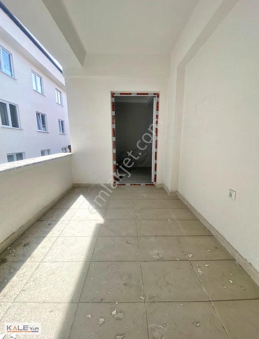 Bahçeşehir Lokasyonunda Geniş Metrekareli 3+1 Sıfır Daire - Görsel 19