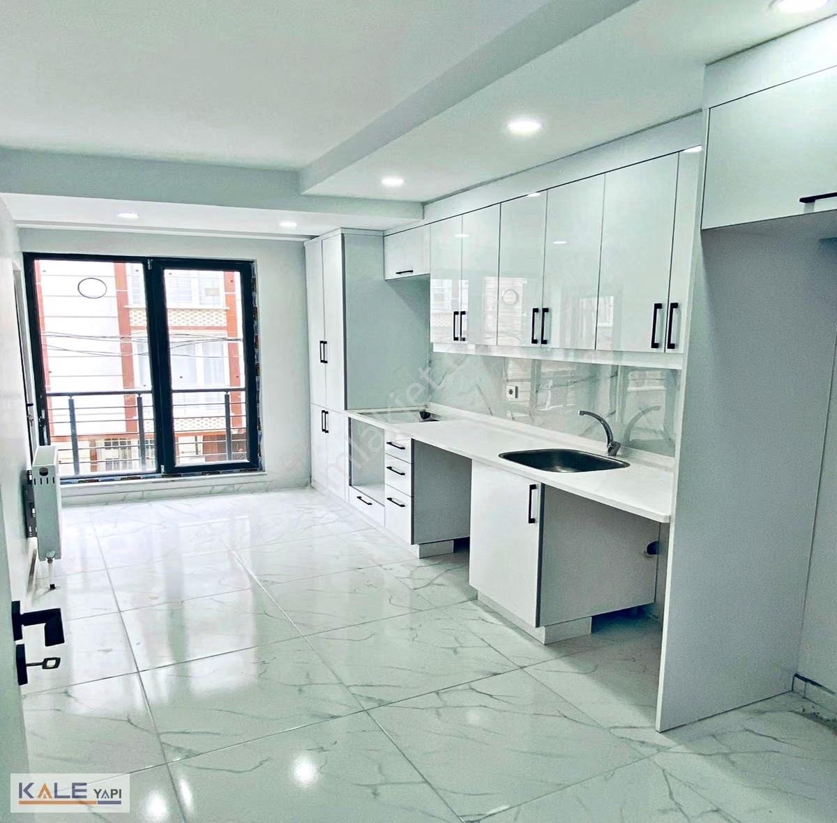 Bahçeşehir Lokasyonlu Tek Daire Üzeri 3+1 Satılık Daire - Görsel 32