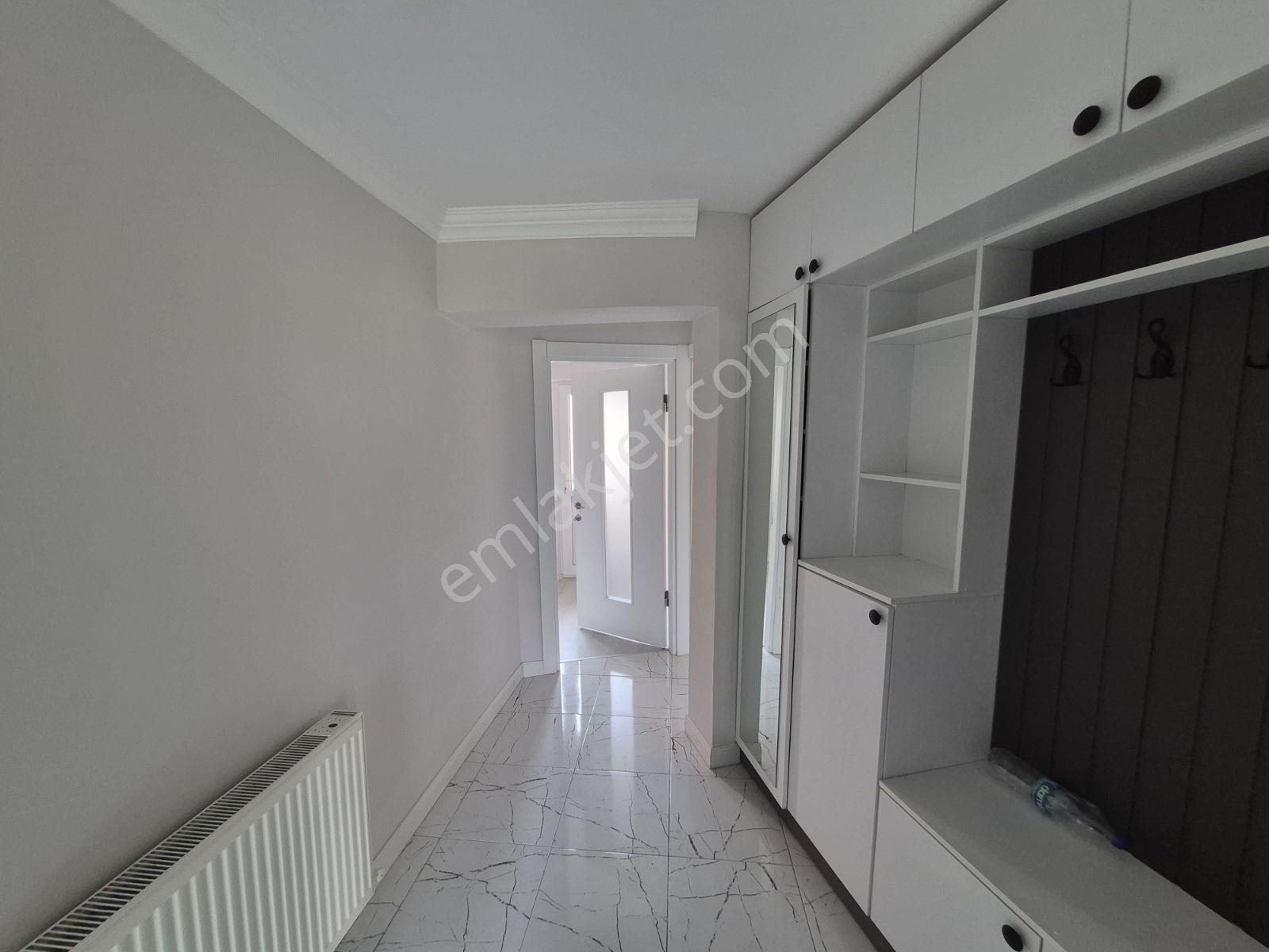 Manisa Akıncılar Mah Kiralık Kafesera Yanı Otoparklı 3+1 Daire - Görsel 4