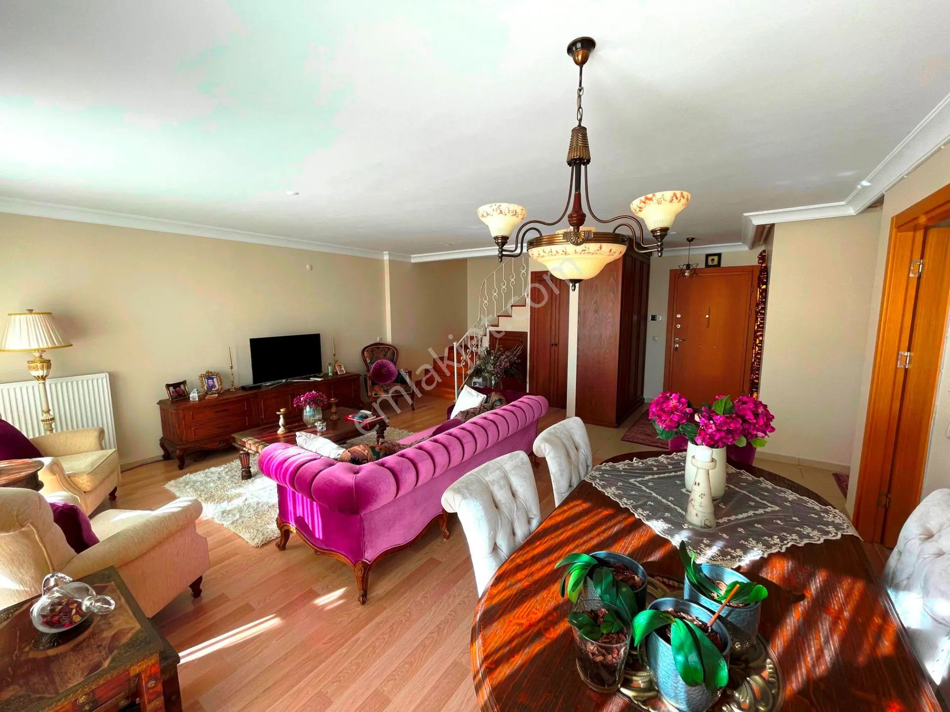 Aydoğan Park Sitesi'nde 3.kat Yabancı Satışına Uygun Satılık 3+2 - Görsel 2