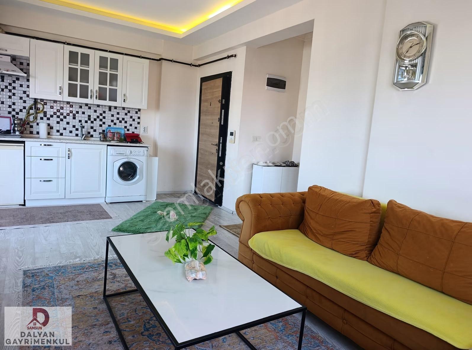 Atakum'un En Canlı Lokasyonunda Deniz Manzaralı Satılık 1+1 - Görsel 10