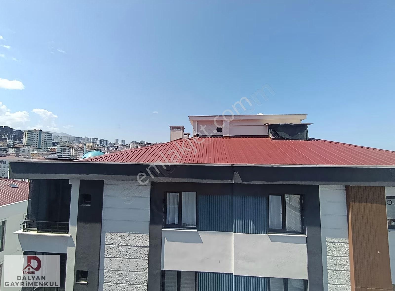 Atakum'un En Canlı Lokasyonunda Deniz Manzaralı Satılık 1+1 - Görsel 5
