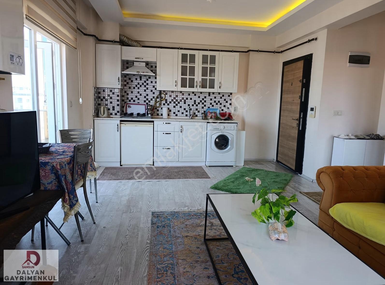 Atakum'un En Canlı Lokasyonunda Deniz Manzaralı Satılık 1+1 - Görsel 26
