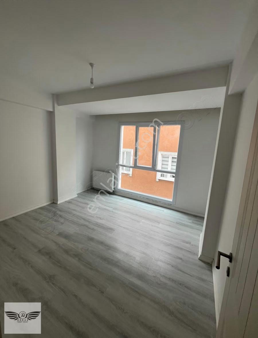 2+1 Ebeveyn Banyolu Kiralık Daire - Görsel 6