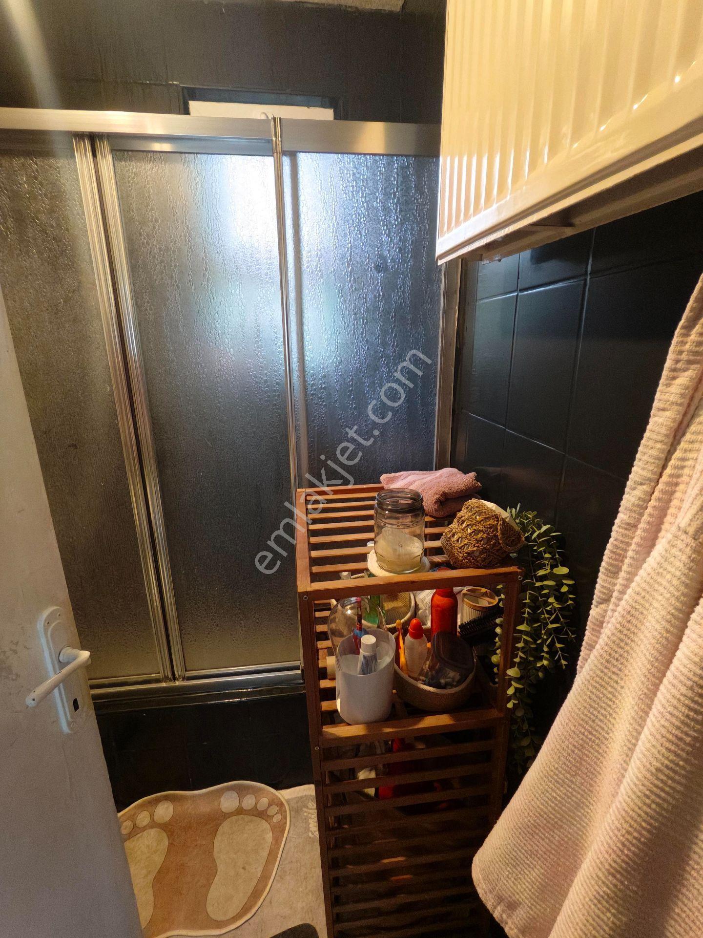 İstinye Koyu Manzaralı Sahile 2 Adım Aydınlık 1+1 Kombili Daire - Görsel 17