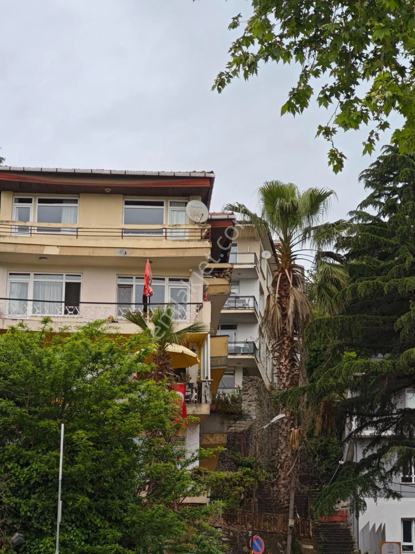 İstinye Koyu Manzaralı Sahile 2 Adım Aydınlık 1+1 Kombili Daire - Görsel 2