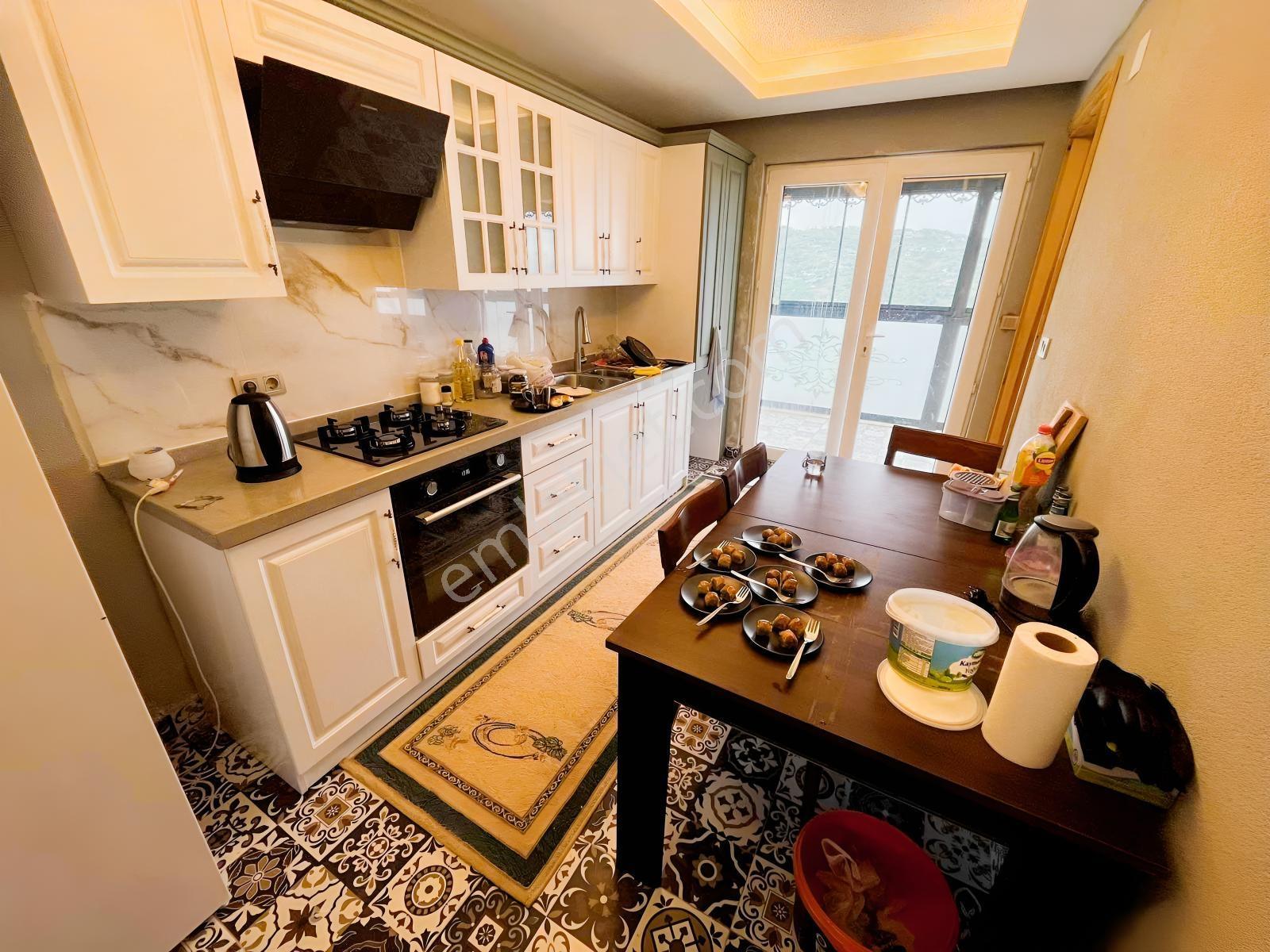 Akçaabat Mersin Deniz Manzaralı Yeni Villa - Görsel 14