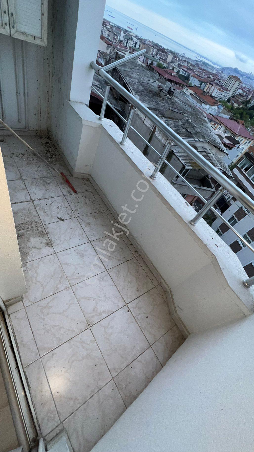 Denız Manzaralı Ebeveyn Banyolu 3 + 1 Kıralık Daıre - Görsel 2