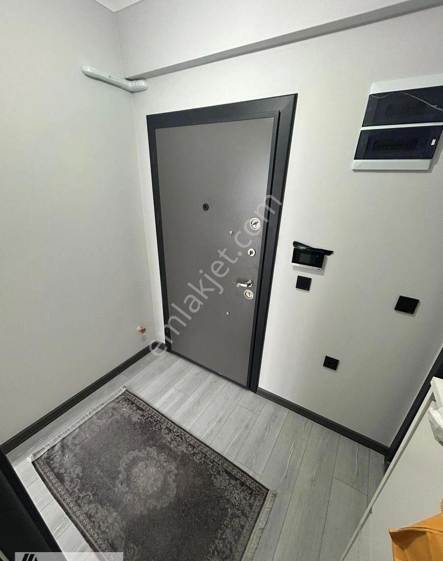 Deniz Manzaralı Full Yeni Eşyalı 50 M2 Balkonlu Kiralık Daire - Görsel 3