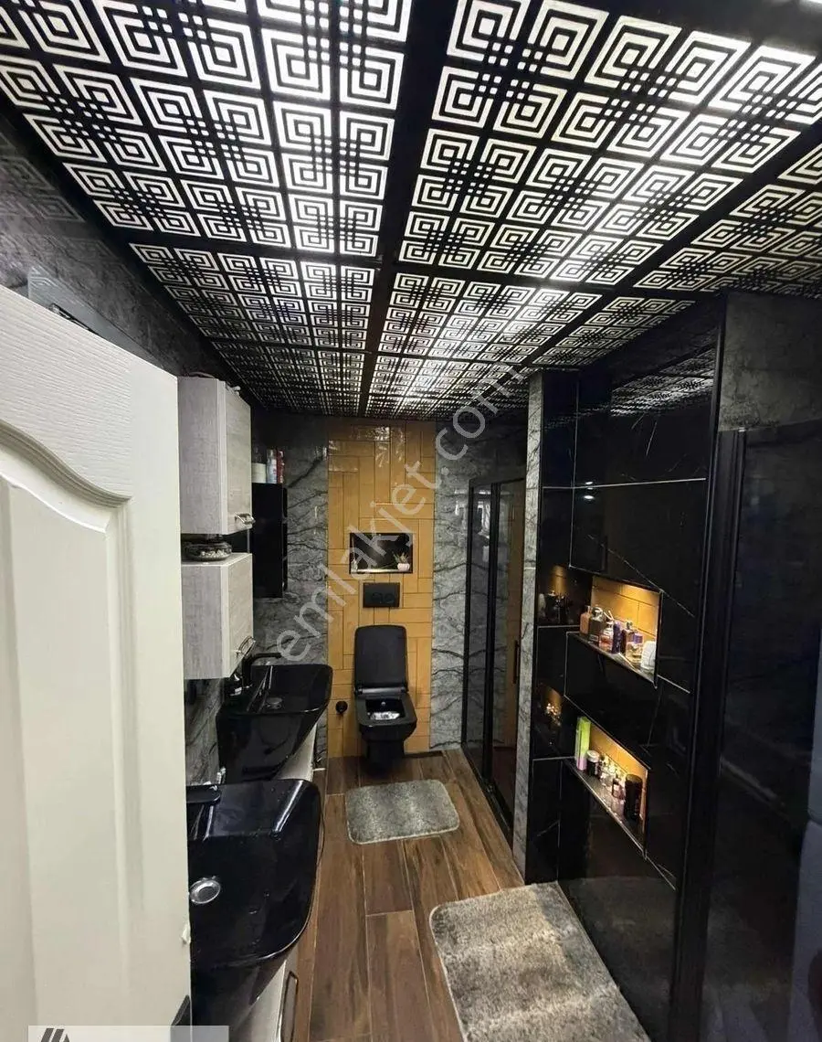 Perşembe Pazarında 3+1 Eksiksiz Full Bakımlı