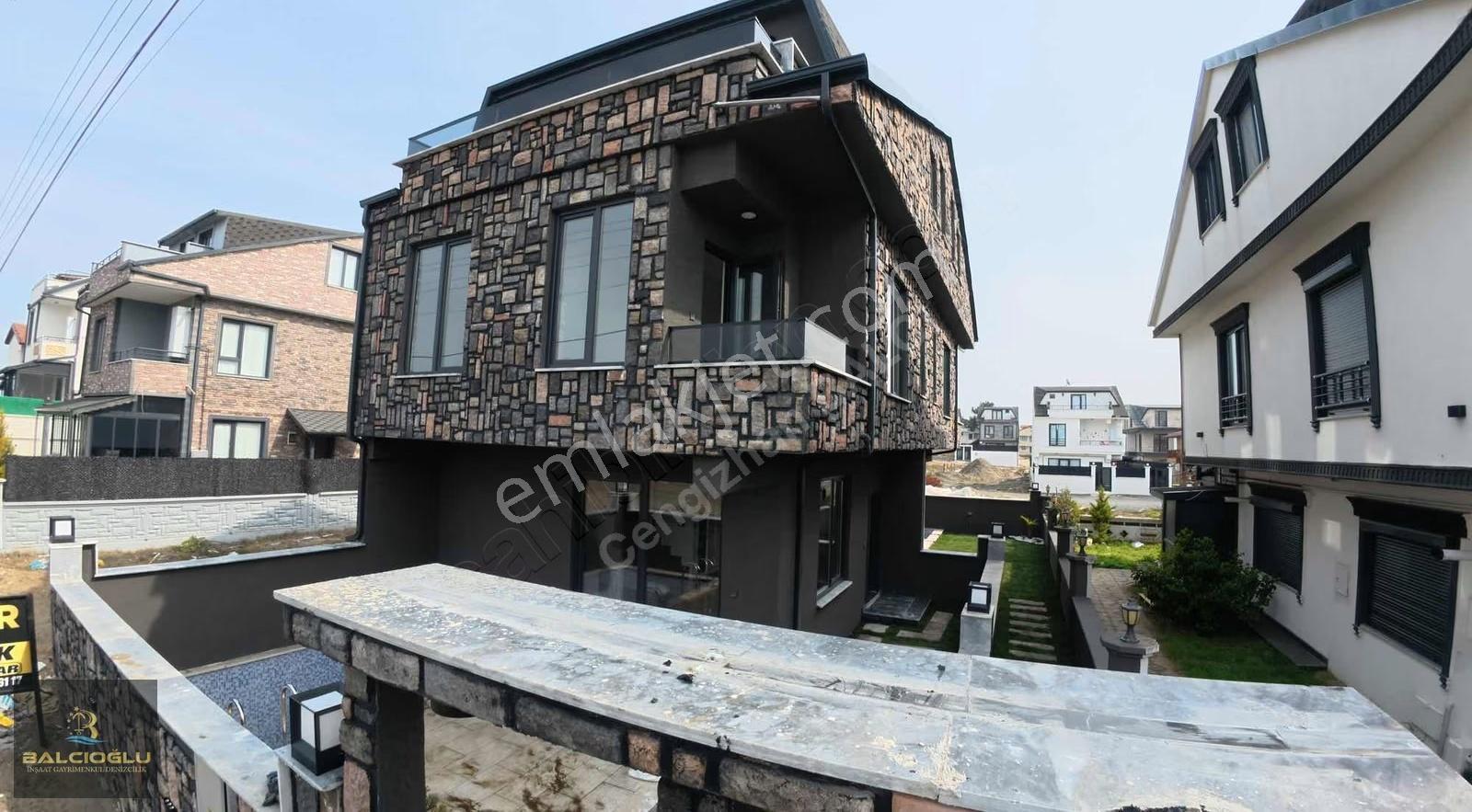Balcıoğlundan Satılk Denize 80m Havuzlu Bahçli Lüx Triplex Villa - Görsel 16
