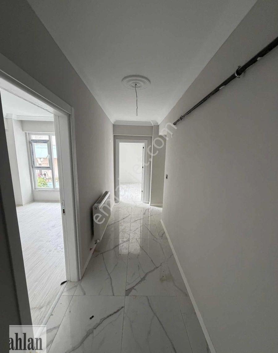 Şahlan Emlaktan Kiralık Sıfır Daire - Görsel 9