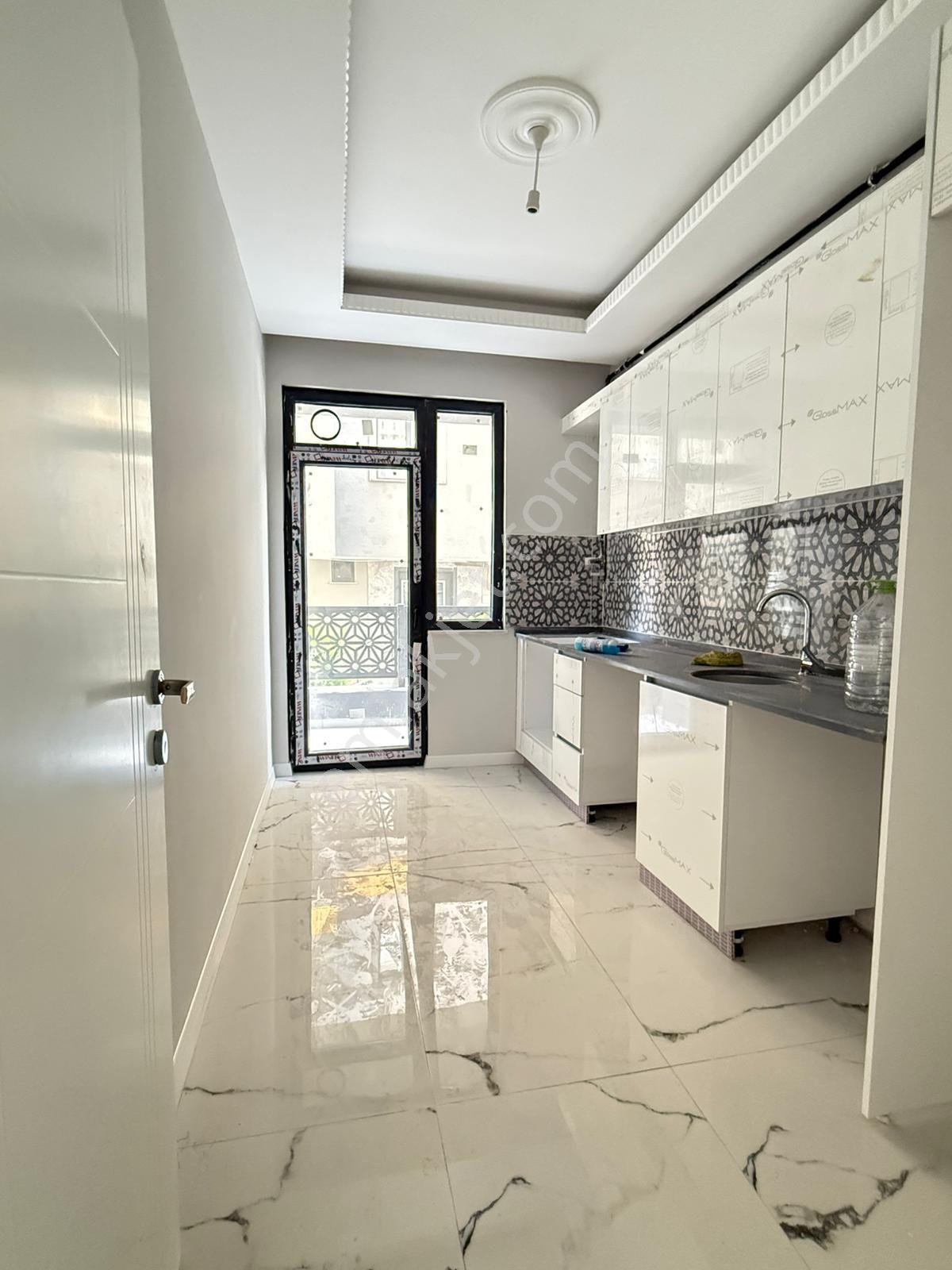 Sahibinden Sitede Kiralık - Sultanbeyli Orhangazi'de - Sıfır 2+1 - Görsel 6