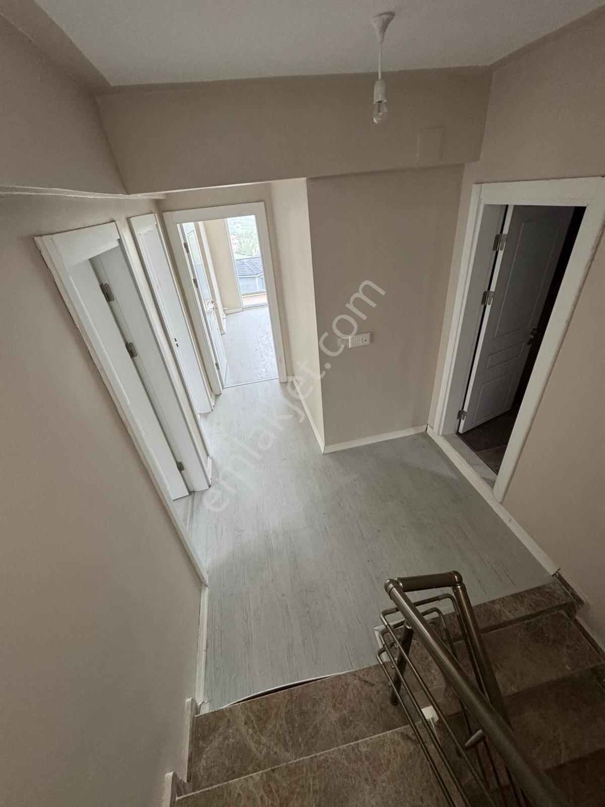 Geyve Alifuatpaşa Müstakil Bahçeli Hesaplı Triplex 4+1 Villa - Görsel 10
