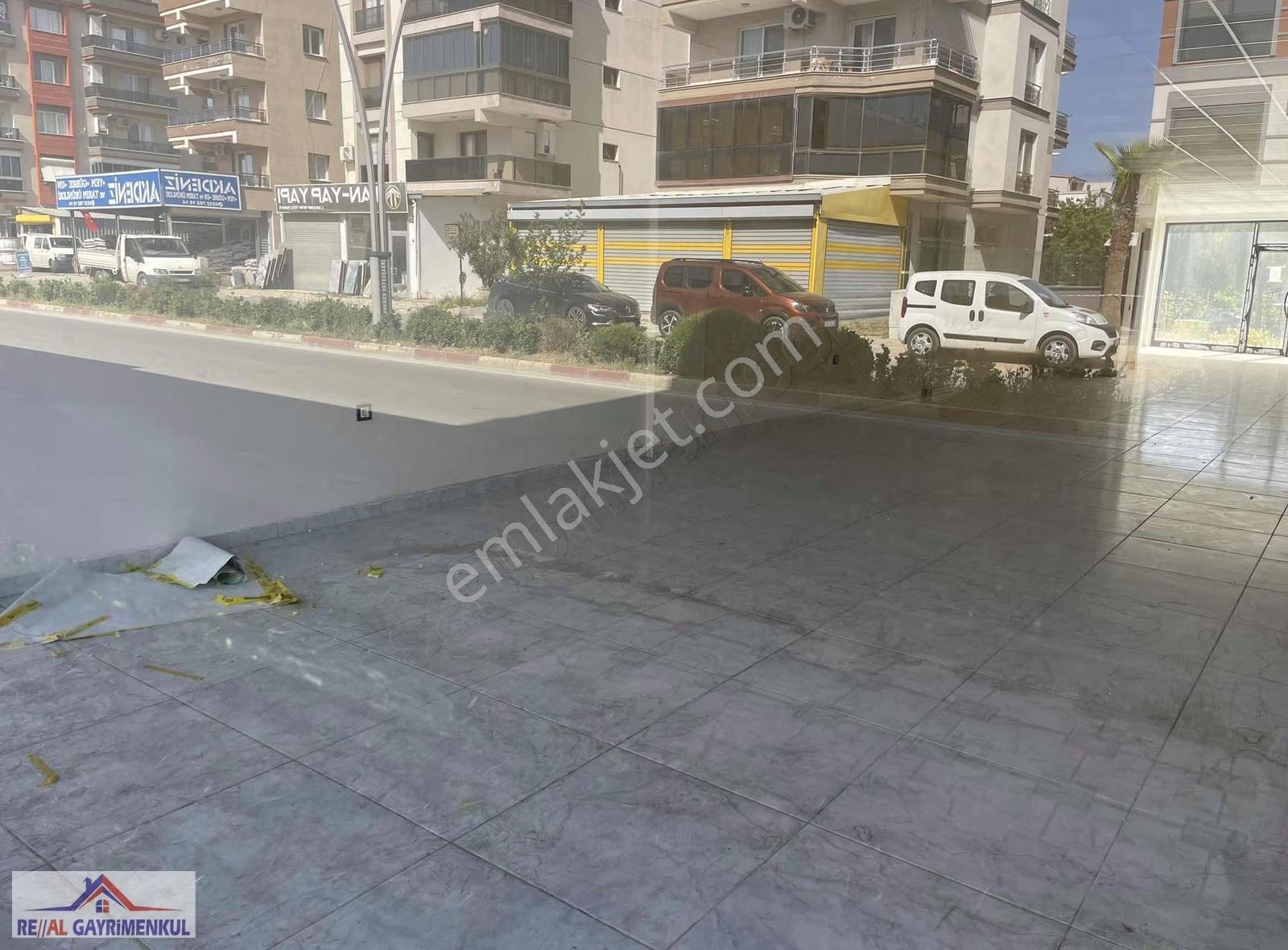 Real'den 100 M2 Kiralık Dükkan - Görsel 10