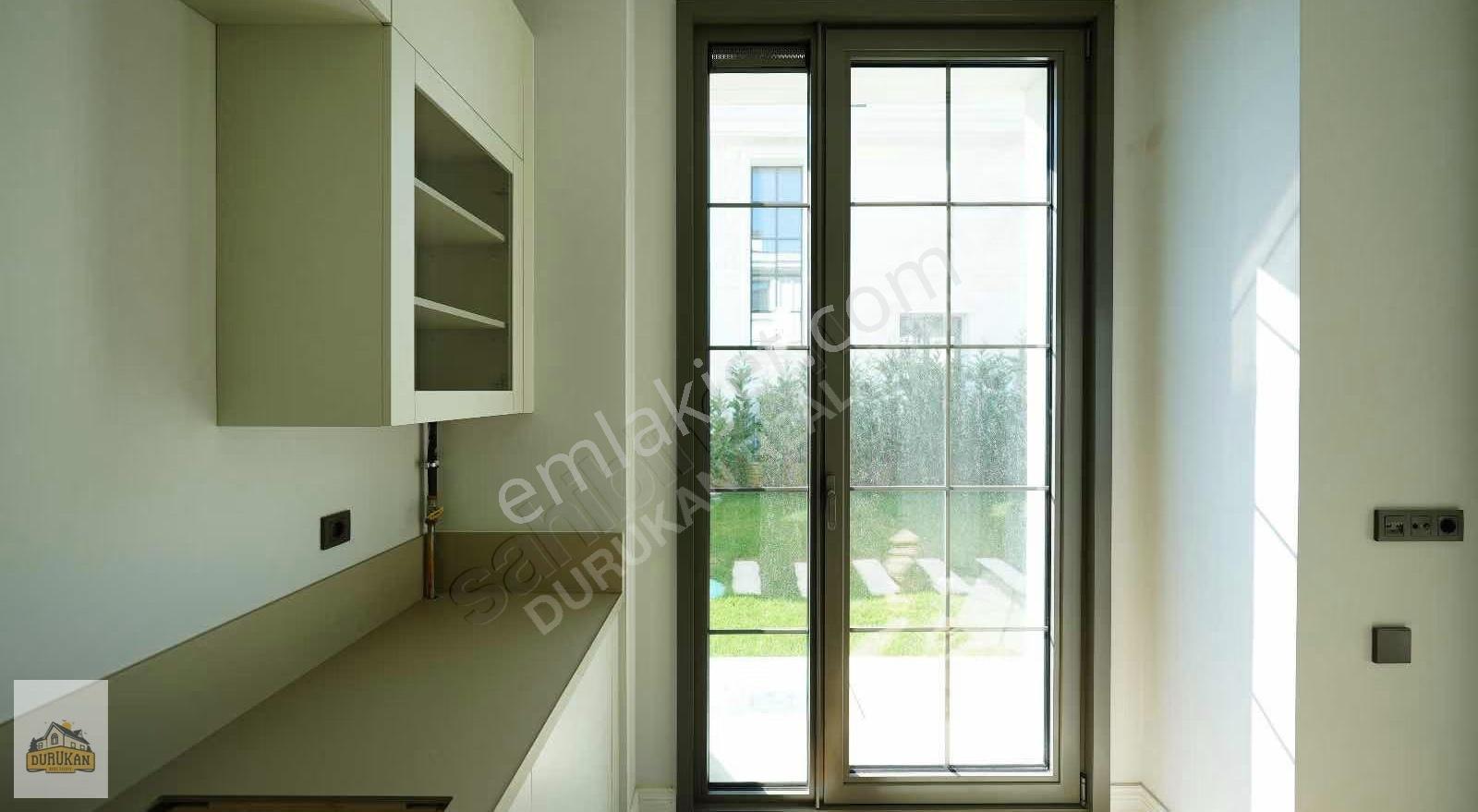 Çekmeköy Çınarköy'de 5+2 Satılık Villa | Prestijli Site Yaşamı - Görsel 20