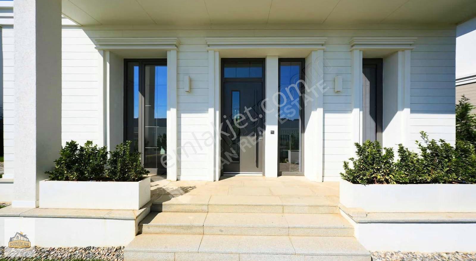 Çekmeköy Çınarköy'de 5+2 Satılık Villa | Prestijli Site Yaşamı - Görsel 7