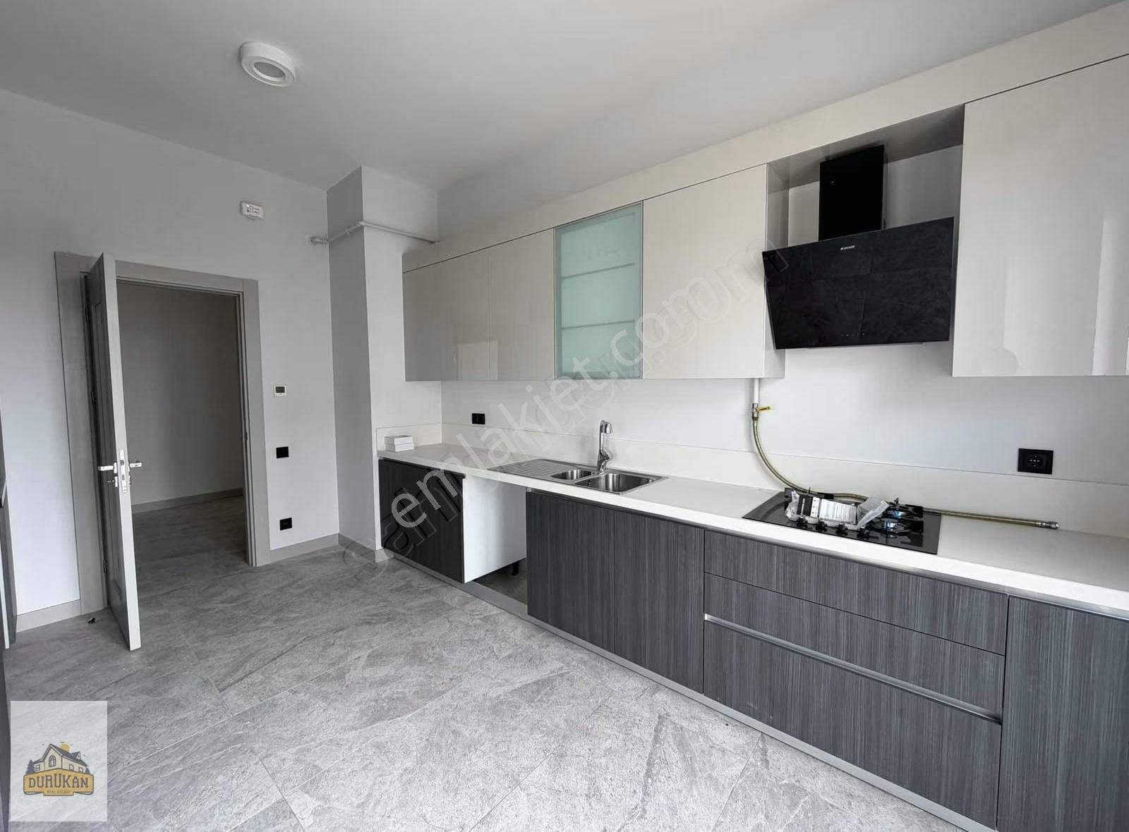 Emlak Konut Çınarköy Evleri'nde 3+1 180m² | Açık Cephe | Borçsuz - Görsel 2