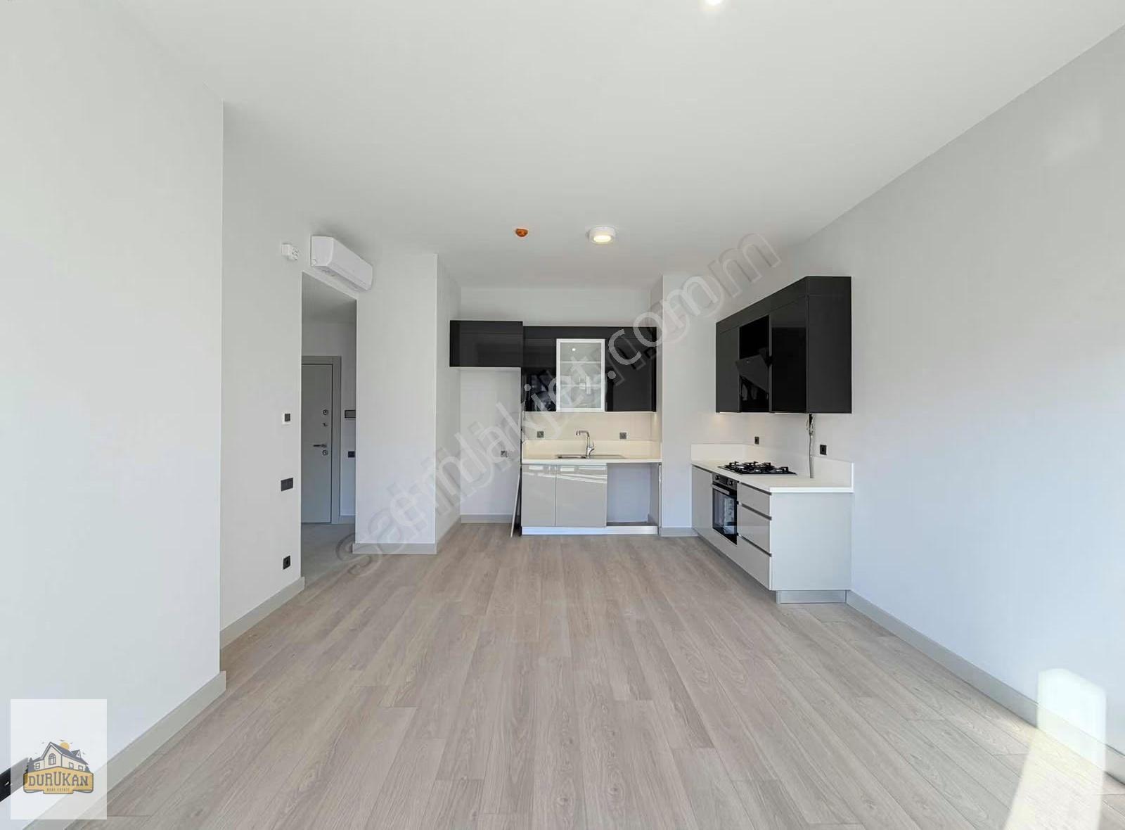 Emlak Konut Çınarköy Evleri'nde 1+1 66 M² | Peyzaj Cephe - Görsel 20