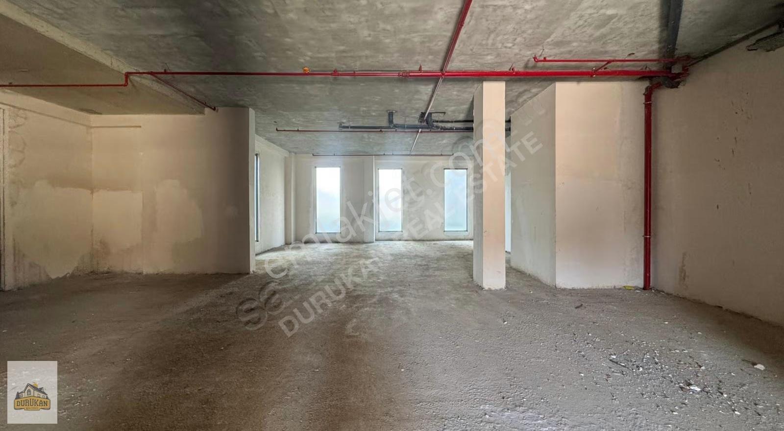 Emlak Konut Çınarköy'de | 195m2 Net Kullanım | Cadde Manzaralı | - Görsel 27
